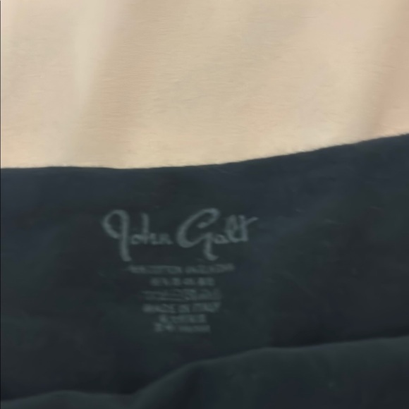 Women's Black Off-Shoulder Top - Picture 2 of 4